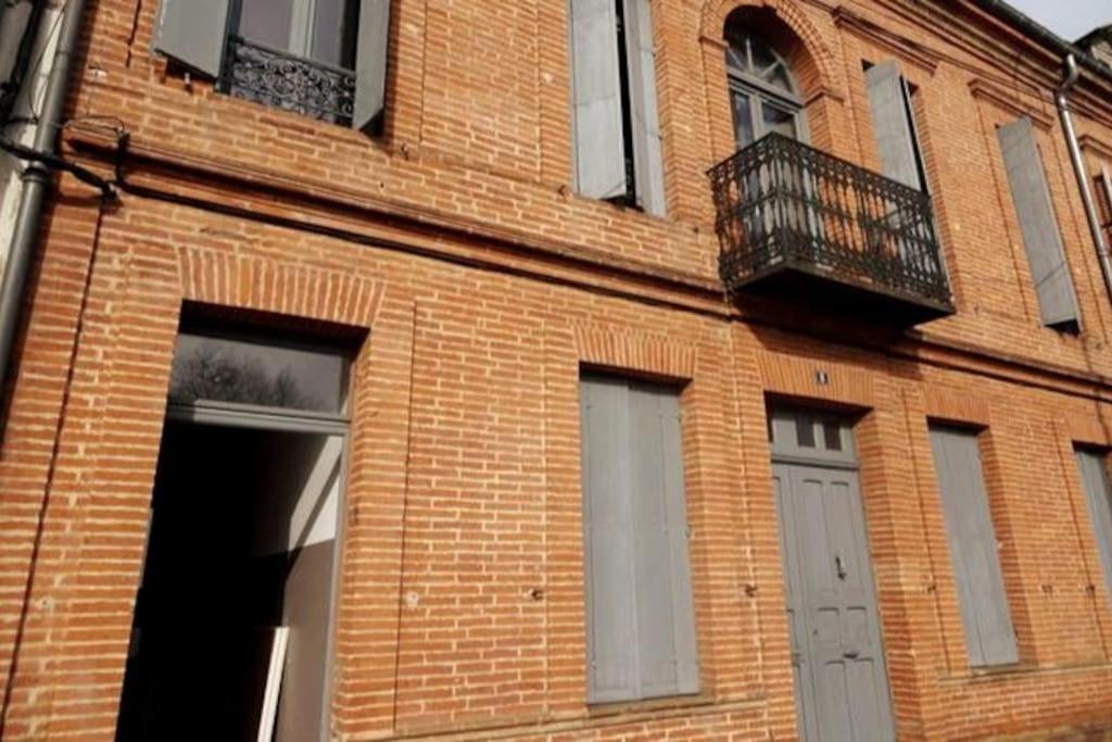 Le Cours Foucault - 3 Appartements - 8 Couchages Montauban Extérieur photo