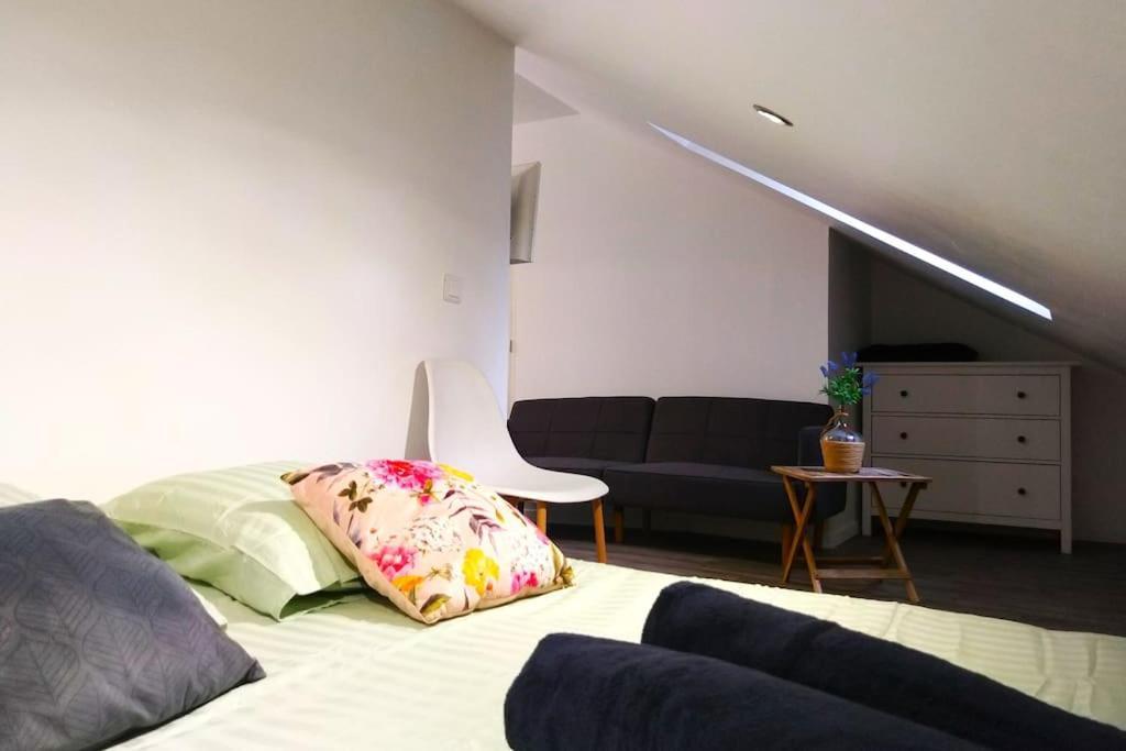 Le Cours Foucault - 3 Appartements - 8 Couchages Montauban Extérieur photo
